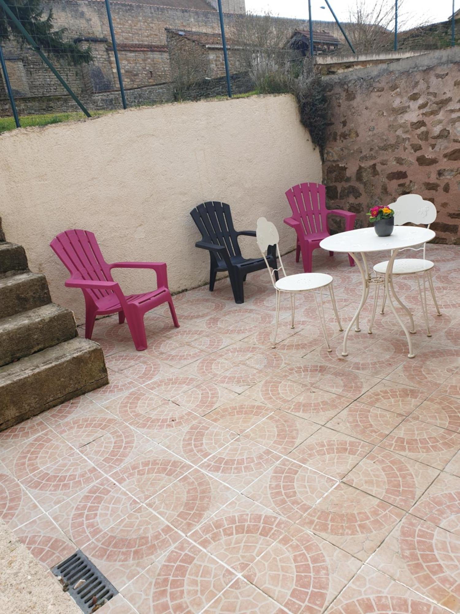 Chez Emile Cote Face Maison Entiere, 3 Chambres, 2 Salles De Bains,Jardin Et Terrasse Humes-Jorquenay Exterior photo