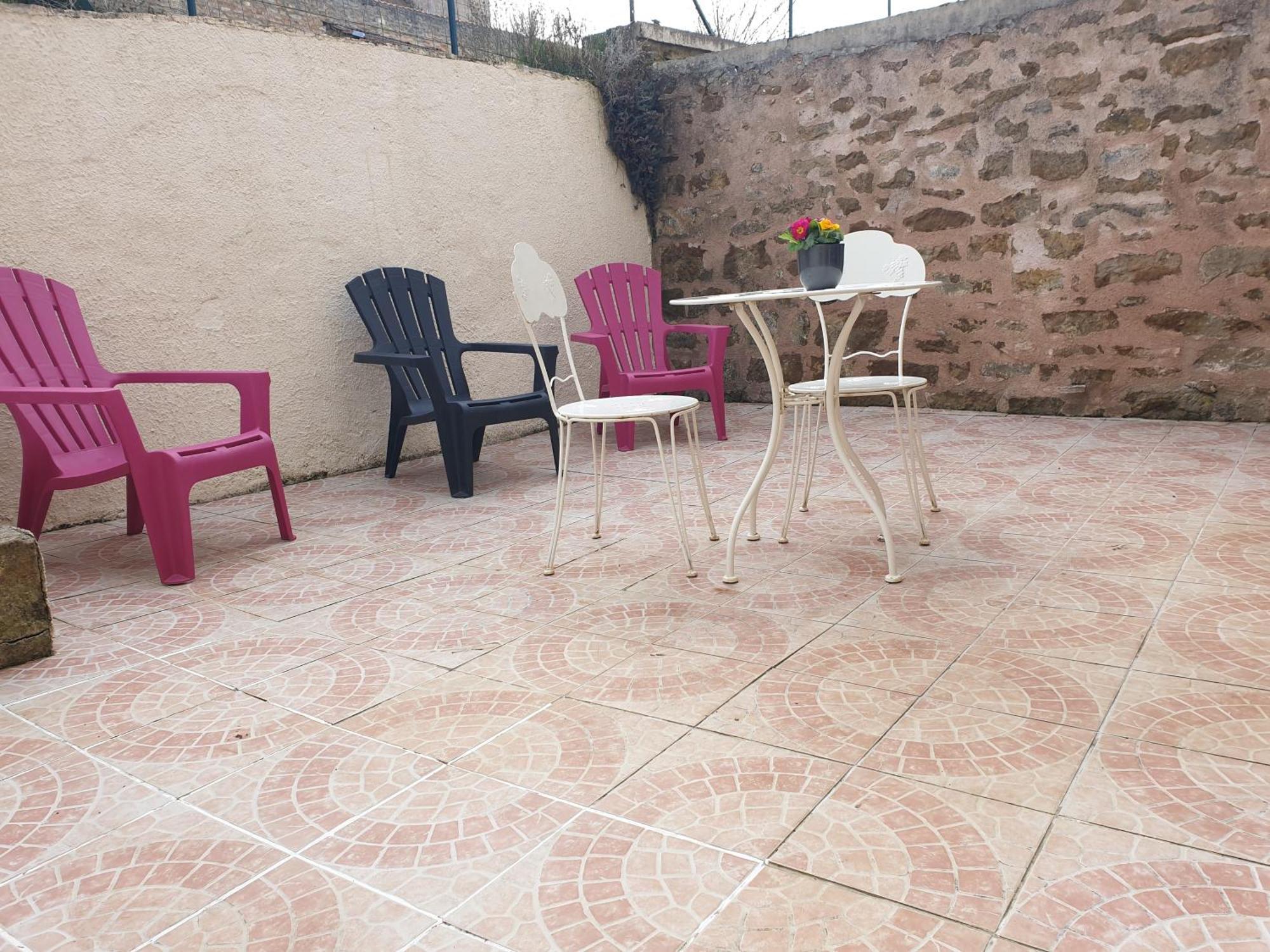 Chez Emile Cote Face Maison Entiere, 3 Chambres, 2 Salles De Bains,Jardin Et Terrasse Humes-Jorquenay Exterior photo